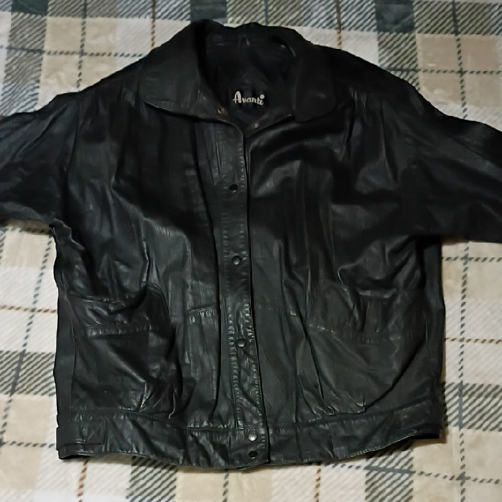 Avanti Black Women's Leather Bomber Jacket